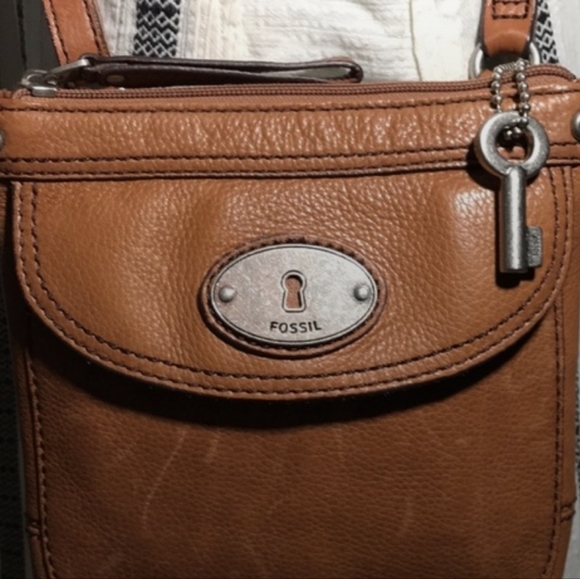 Fossil Tan Leather Small Crossbody Purse Bag - Picture 3 of 7